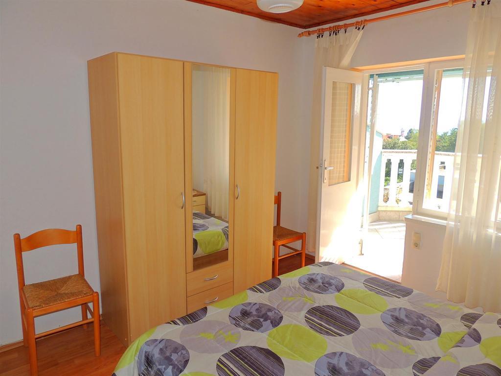 Apartments Zlatko Krk Town Exterior photo